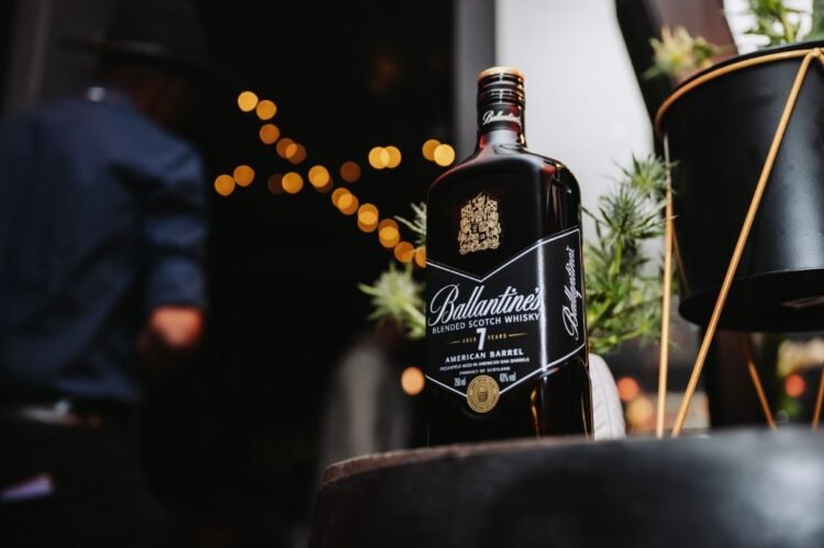What Do Consumers Think of Ballantine’s Whisky? A Comprehensive Exploration of User Reviews and Feedback