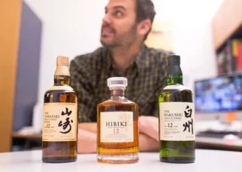 What Do Users Really Think About Yamazaki Whisky? A Comprehensive Review of its Popularity and Appeal