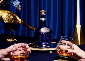 What Defines the Distinctive Flavor and Characteristics of Royal Salute Whisky?