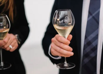 What Drives the Devotion of Louis Roederer’s Users and How Do They Review the Iconic Champagne?