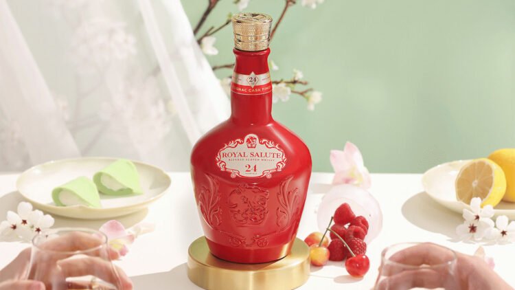 What Makes Royal Salute Whisky Stand Out in User Reviews and Evaluations?