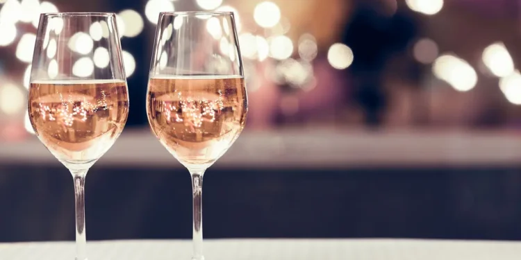 What Makes Rosé Wine the Perfect Summer Drink?