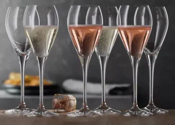 What’s the Secret to Perfectly Popping a Bottle of Champagne?