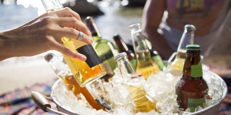 What Are the Best Beer Styles for a Hot Summer Day?