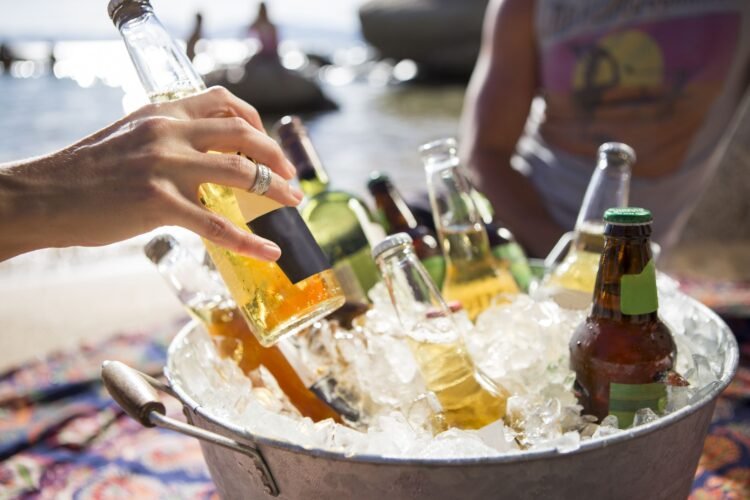 What Are the Best Beer Styles for a Hot Summer Day?
