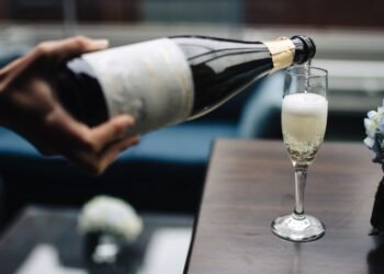 How Can You Tell a Good Champagne from a Bad One?