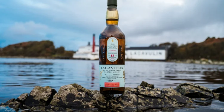 Why Does Scotch Whisky Have Such a Smoky Flavor?