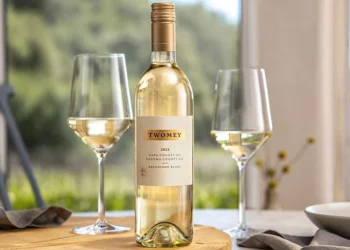 White Wine: How Its Freshness and Elegance Delight the Palate