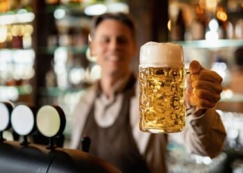 How Beer’s Flavor, Temperature, and Storage Conditions Impact Its Taste