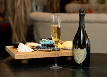 Champagne Bubbles: How Do They Perfectly Convey Celebration, Joy, and Luxury?