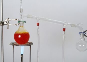 Whiskey Aromas: Sensory Magic or Molecular Science?