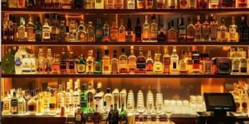 The Origins of Grain Spirits: Power, Society, and the Birth of Distilled Alcohol