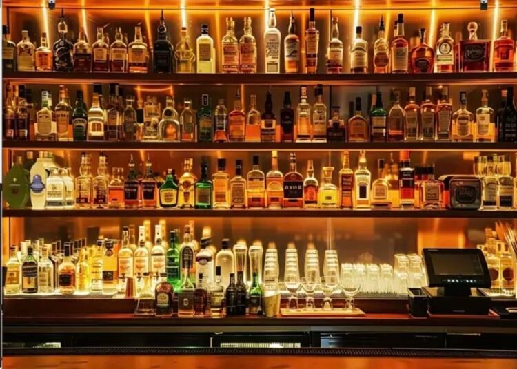 The Origins of Grain Spirits: Power, Society, and the Birth of Distilled Alcohol