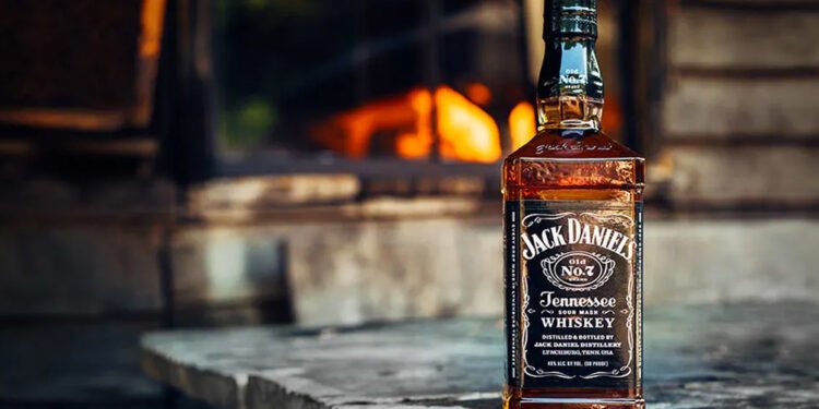 The Art of Whiskey: Tradition, Craft, and the Global Renaissance